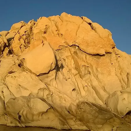 Stazzo Dell'antica Trebbia 산타테레사의갈루라