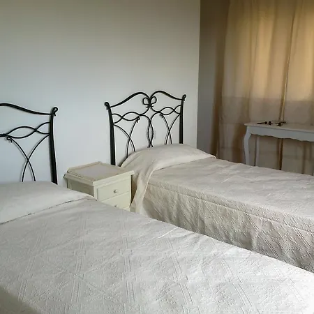 Stazzo Dell'antica Trebbia 산타테레사의갈루라